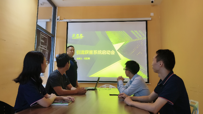 珠海中山短视频拍摄三角代运营公司：95%的企业做短视频，为何粉丝难破千？露脸、真诚、重复——这看似最笨的方法，正在悄悄奖励那5%的清醒者